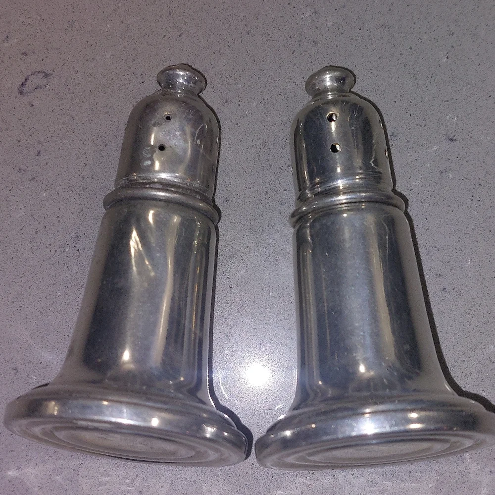 Vintage Empire Pewter Weighter (Set of 2)